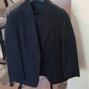 Boys dark navy stripped suit and pants size 12reg